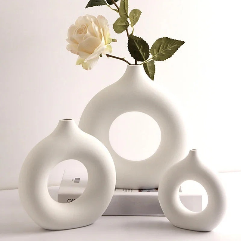 Creative Donut-Shaped Vase – Nordic Style Minimalist Decoration 