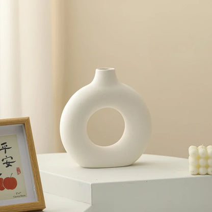 Creative Donut-Shaped Vase – Nordic Style Minimalist Decoration 
