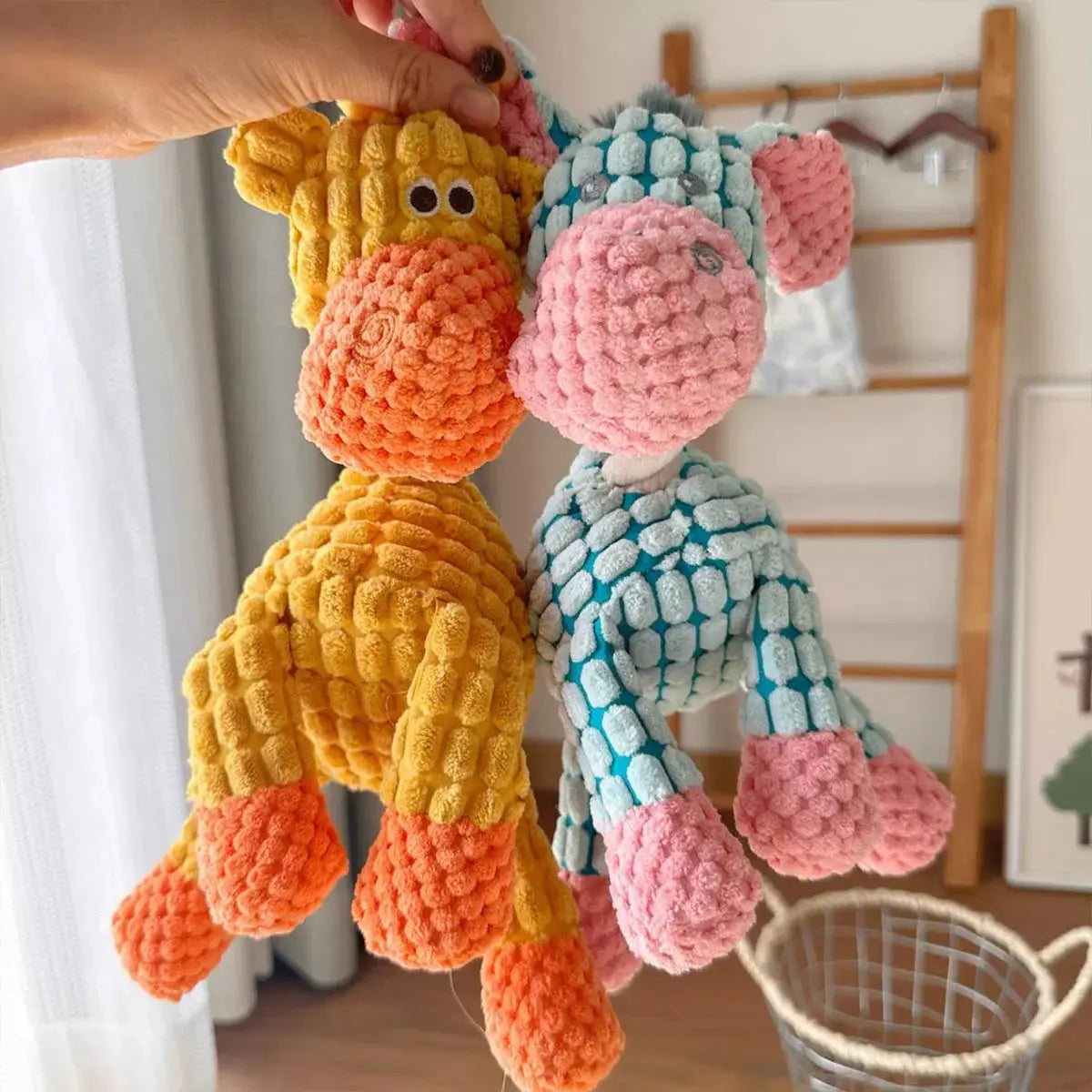 Cute Donkey Plush Toy – Squeaky Chew Toy for Dogs Cavello & Co.