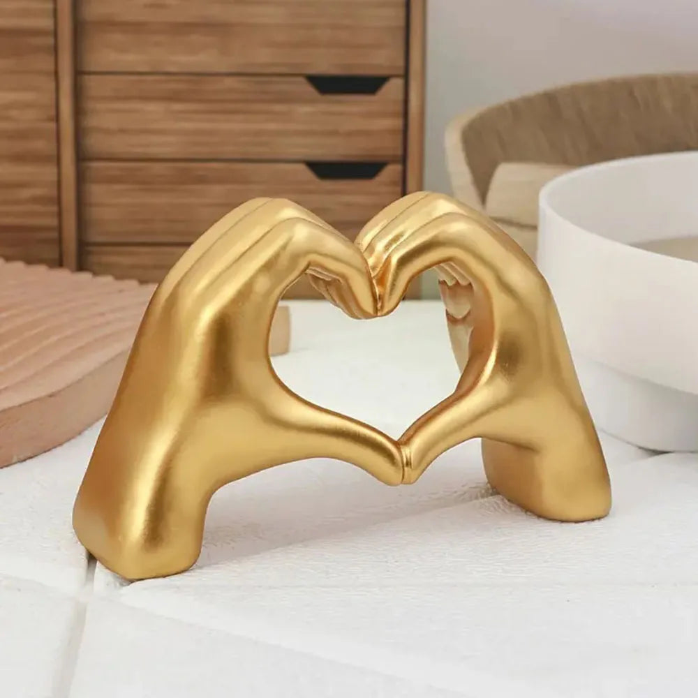 Resin Love Gesture Sculpture – Nordic Style Desktop Decoration 